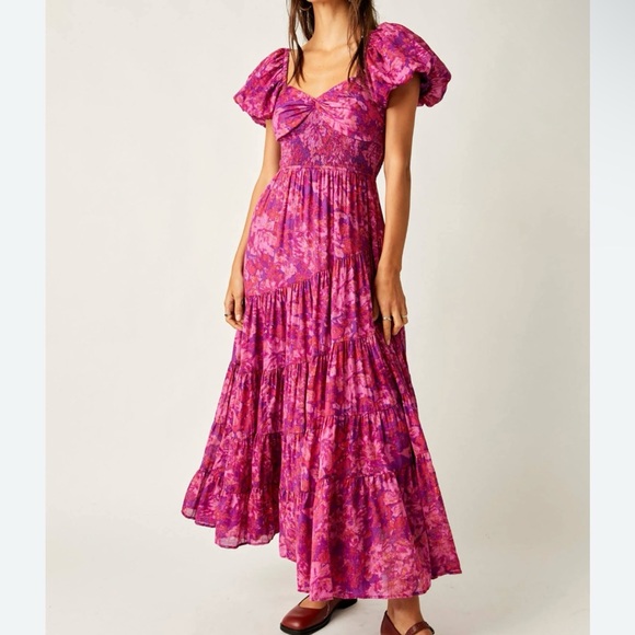 Free People Dresses & Skirts - Free People Short Puff Sleeve Sundrenched Maxi Dress